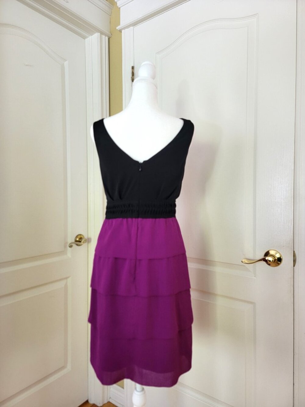 MAXANDCLEO BLACK / FUCHSIA RUFFLE DRESS - Picture 4 of 13